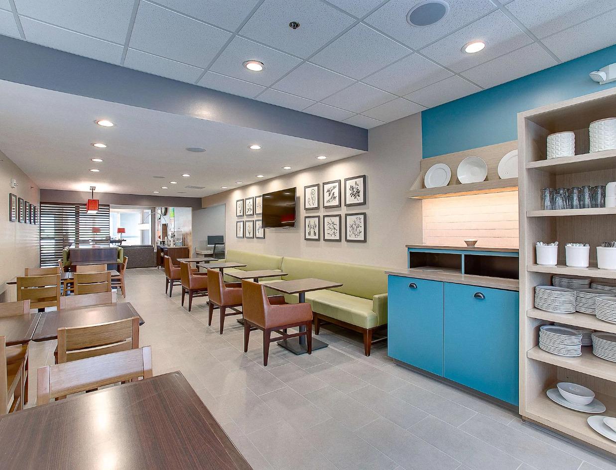 Country Inn & Suites By Radisson, Wichita East, Ks Екстериор снимка