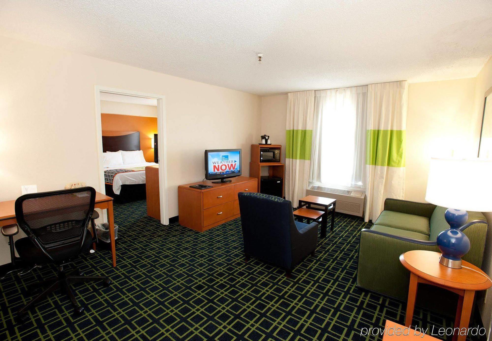 Country Inn & Suites By Radisson, Wichita East, Ks Стая снимка